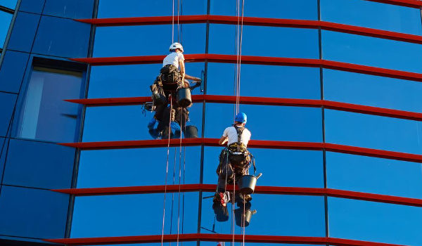 fasade Pranje i održavanje staklenih fasada